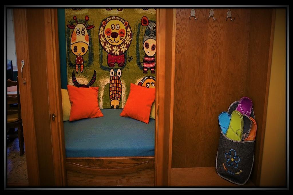 Apartamento Happy Colours In Old Town Kecskemét Exterior foto